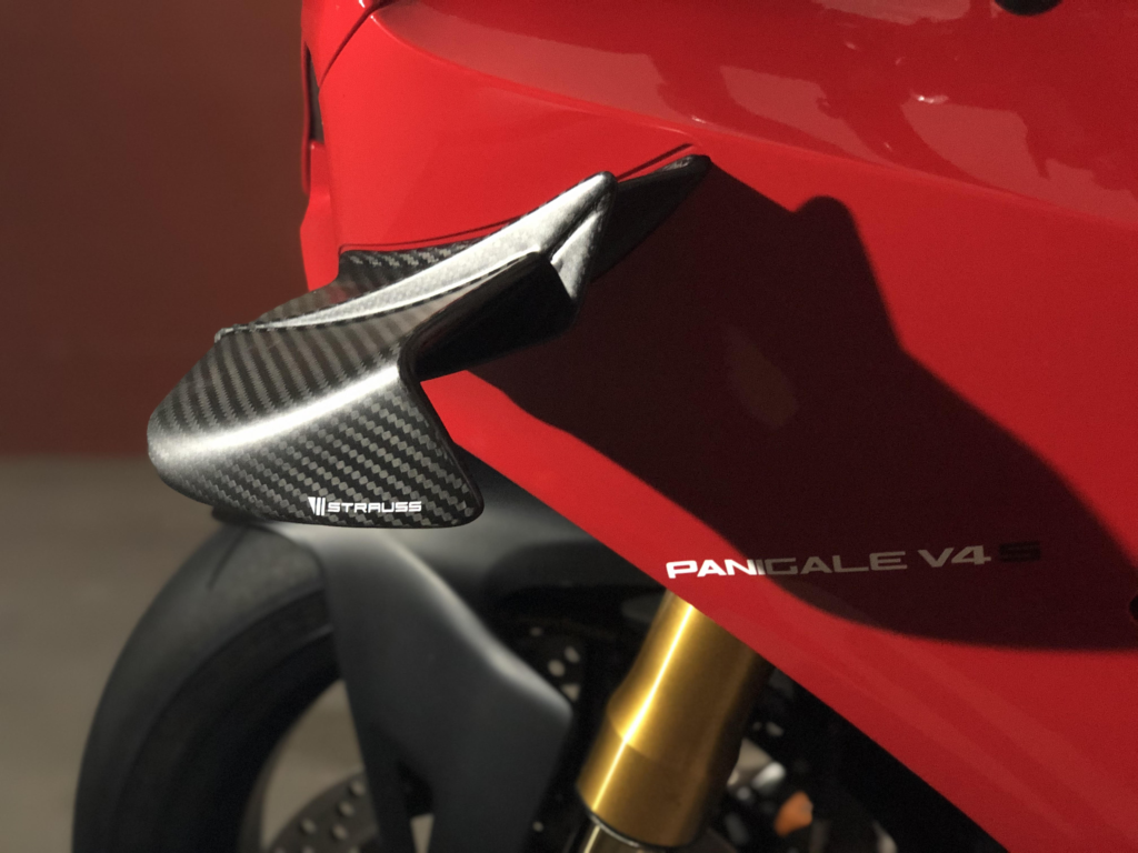 DUCATI Panigale V4/V4S/V4R Carbon Winglets